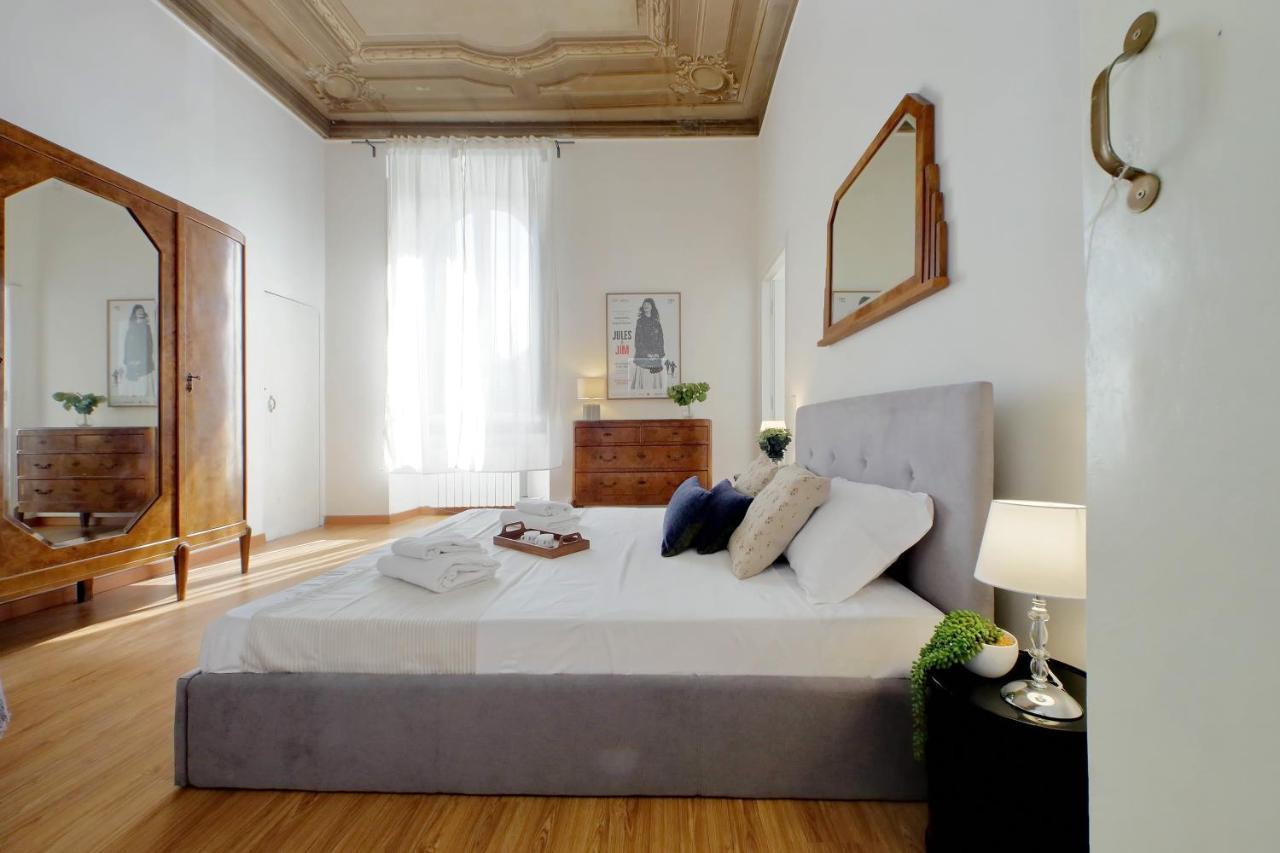 Cavour 2 Bedrooms Apartment Řím Exteriér fotografie