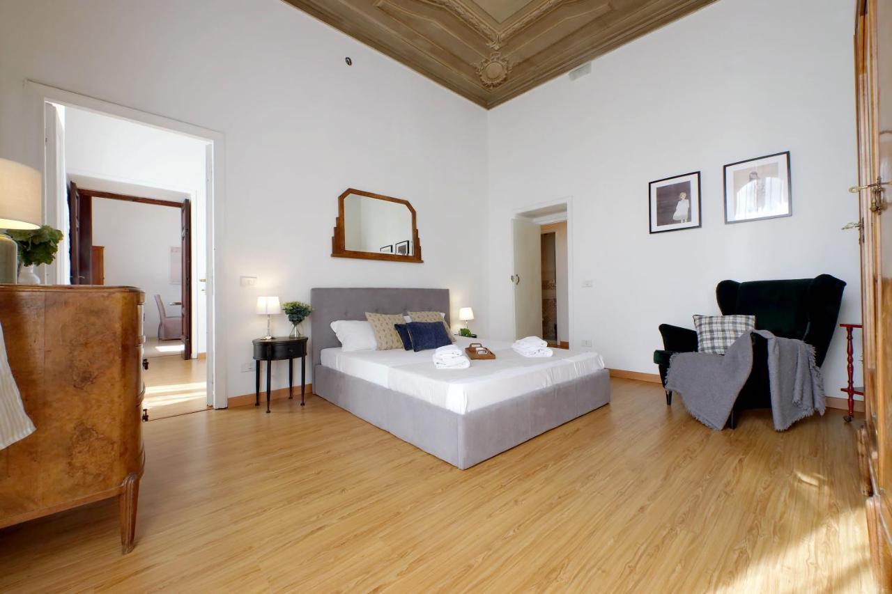 Cavour 2 Bedrooms Apartment Řím Exteriér fotografie